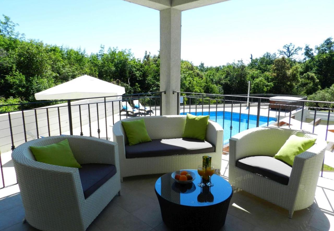 Yourcroatiaholiday - Villa With 6 Rooms Drenje  Buitenkant foto