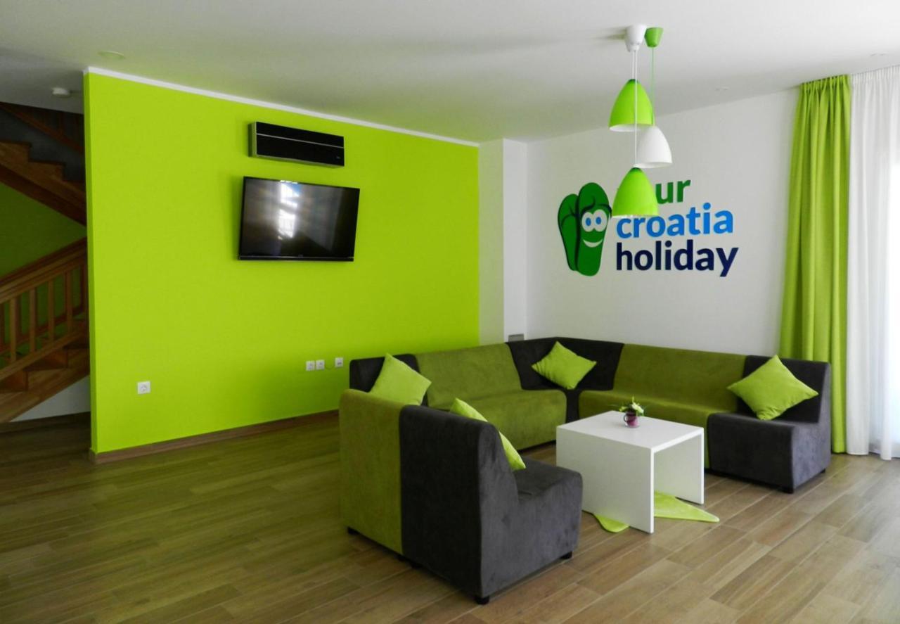 Yourcroatiaholiday - Villa With 6 Rooms Drenje  Buitenkant foto