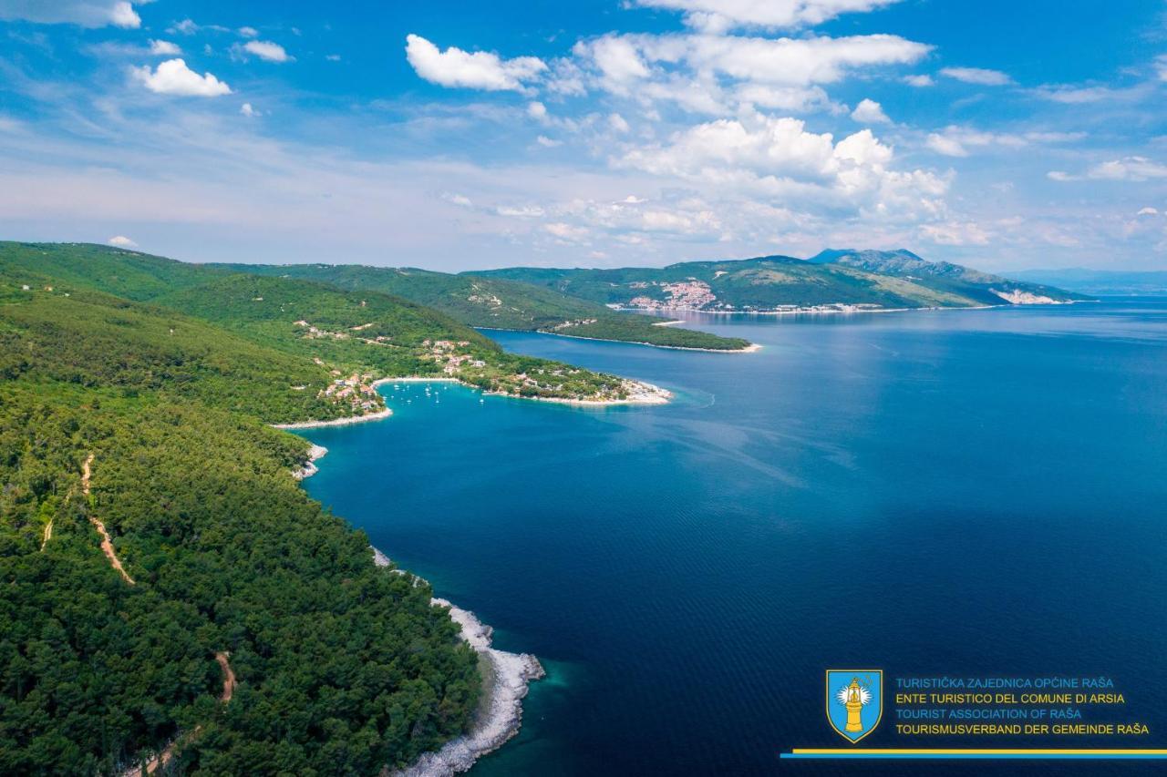 Yourcroatiaholiday - Villa With 6 Rooms Drenje  Buitenkant foto