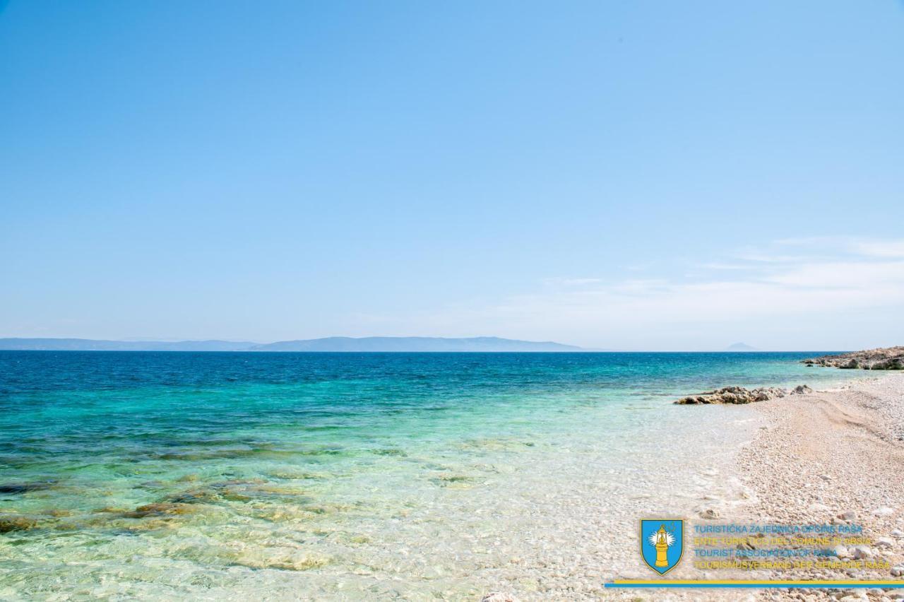 Yourcroatiaholiday - Villa With 6 Rooms Drenje  Buitenkant foto