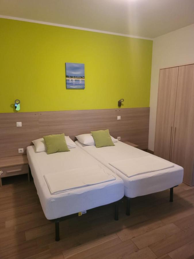Yourcroatiaholiday - Villa With 6 Rooms Drenje  Buitenkant foto