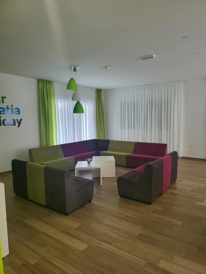Yourcroatiaholiday - Villa With 6 Rooms Drenje  Buitenkant foto