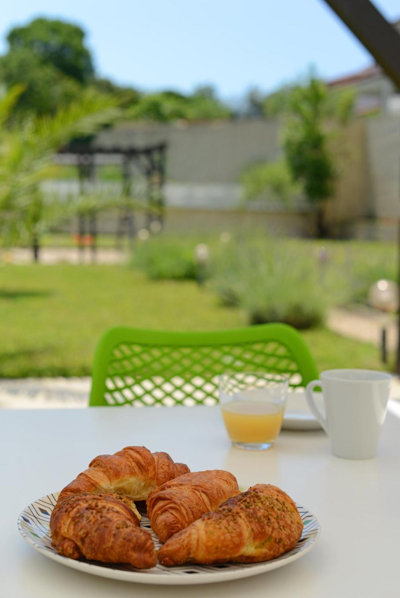 Yourcroatiaholiday - Villa With 6 Rooms Drenje  Buitenkant foto