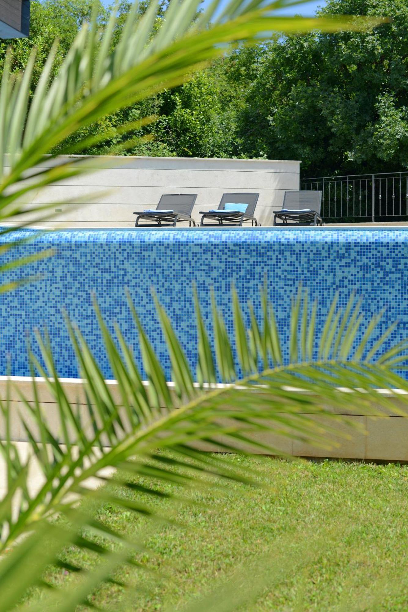 Yourcroatiaholiday - Villa With 6 Rooms Drenje  Buitenkant foto